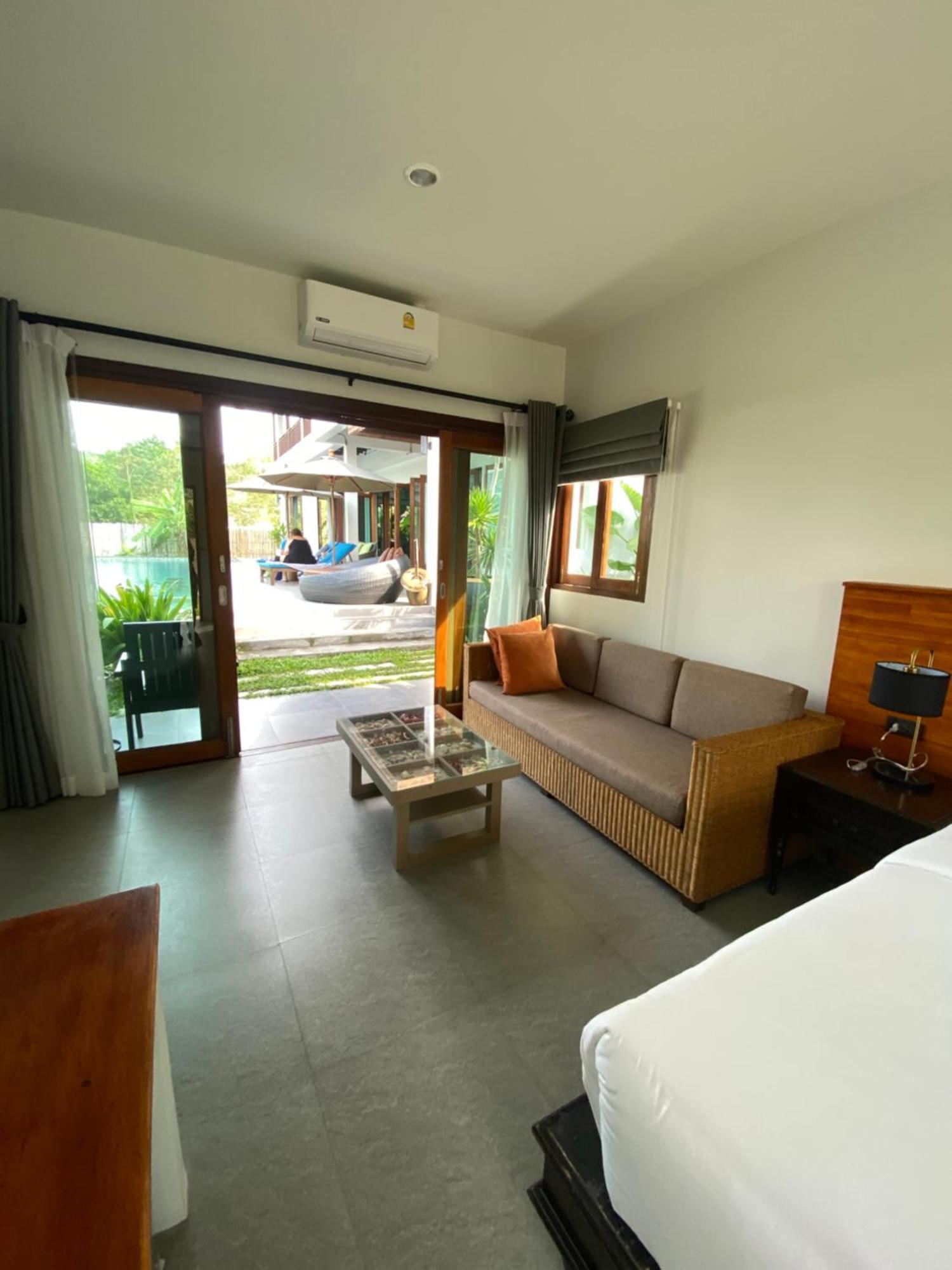 波普托Baan Yaimai Boutique Samui公寓 外观 照片
