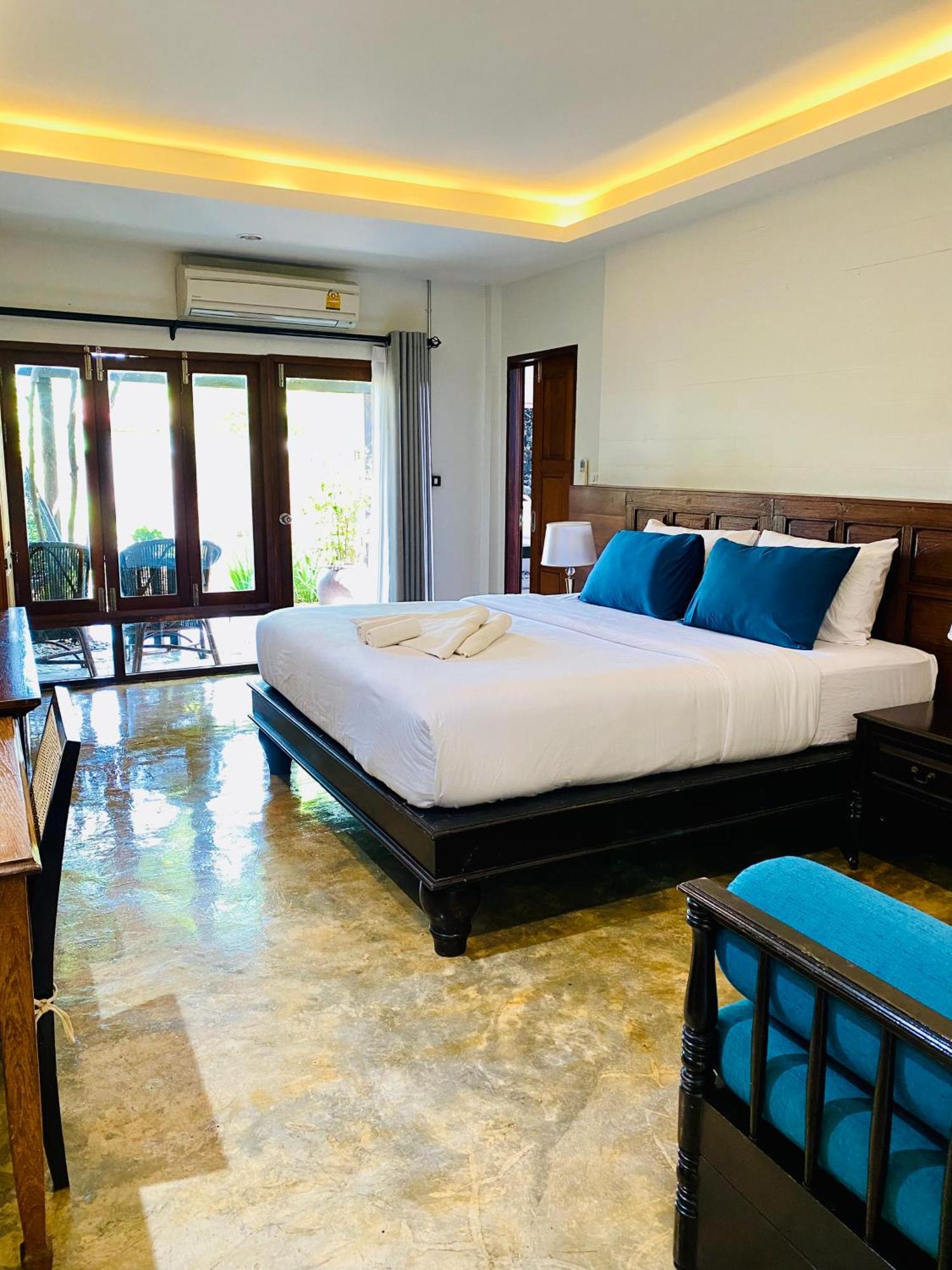 波普托Baan Yaimai Boutique Samui公寓 外观 照片
